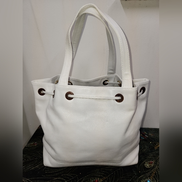 Chanel Bag - Picture 2 of 16